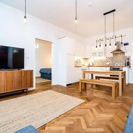 Elegant, Modern, 2-Bed Flat By Museum Of Prague Apartment Exterior photo