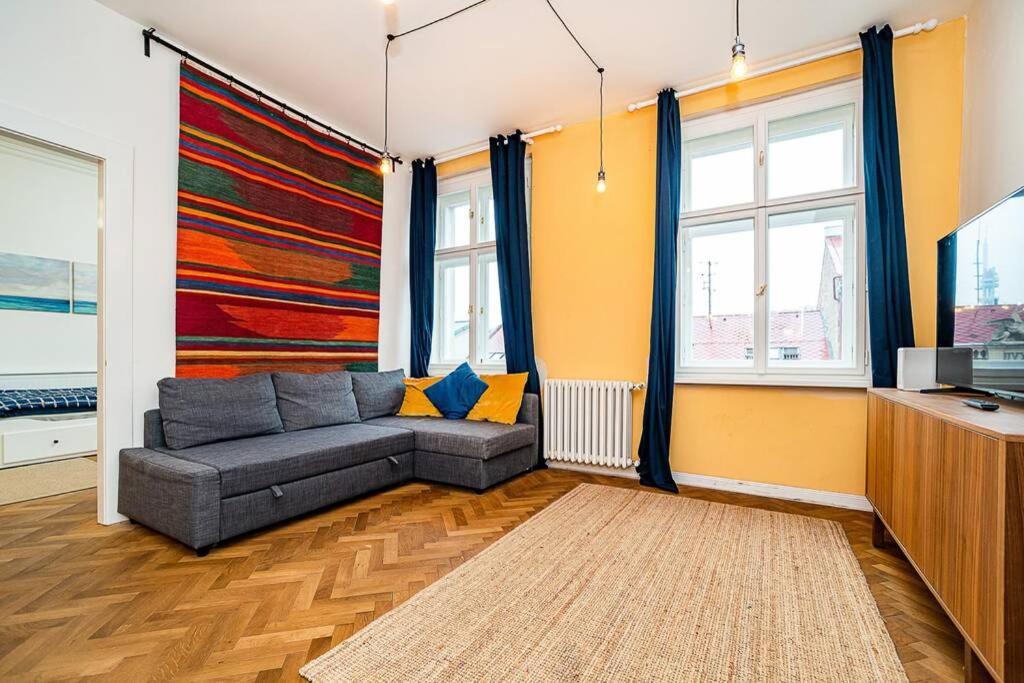 Elegant, Modern, 2-bed Flat By Museum Of Praga