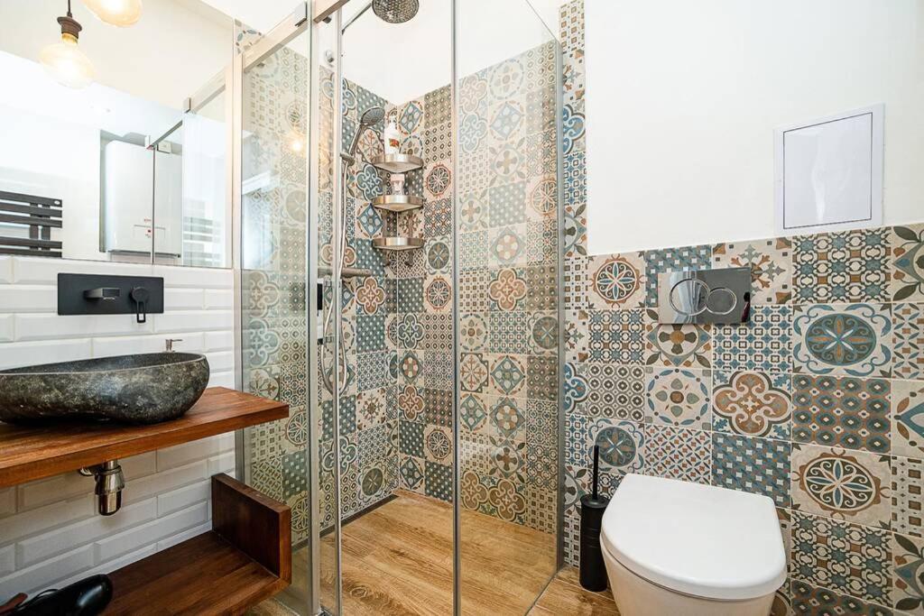 Apartamento Elegant, Modern, 2-bed Flat By Museum Of *